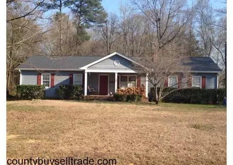 3br/2ba Home For Sale in Hull- $117,500
